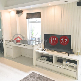 Practical 1 bedroom with terrace | Rental | Happy View Court 華景閣 _0