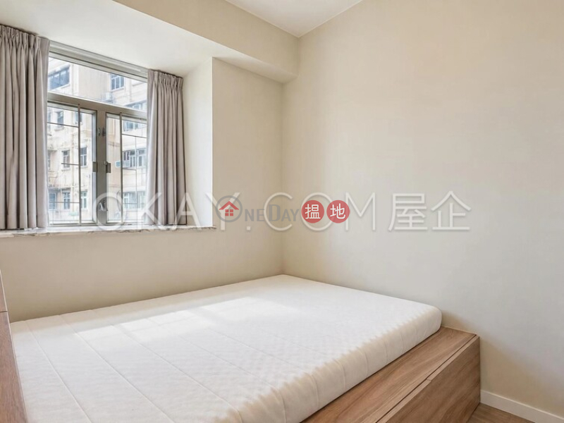 HK$ 7.5M | Jadestone Court | Western District, Lovely 2 bedroom in Mid-levels West | For Sale