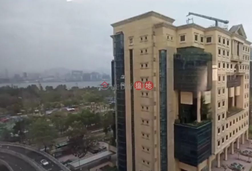 HK$ 70,010/ month, Park Avenue Tower, Wan Chai District TEL: 98755238