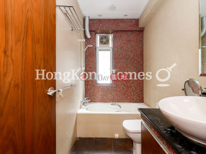 Property Search Hong Kong | OneDay | Residential Sales Listings | 4 Bedroom Luxury Unit at Pearl Gardens | For Sale