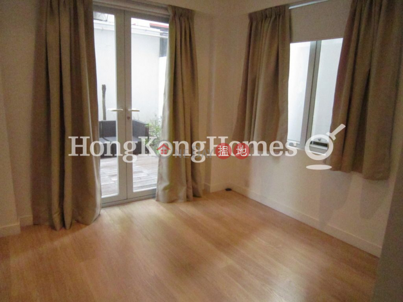 3 Bedroom Family Unit for Rent at Victoria Park Mansion 15 Kingston Street | Wan Chai District, Hong Kong | Rental HK$ 36,000/ month