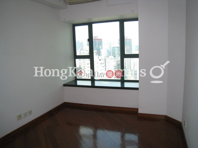3 Bedroom Family Unit for Rent at 80 Robinson Road, 80 Robinson Road | Western District | Hong Kong, Rental HK$ 52,000/ month