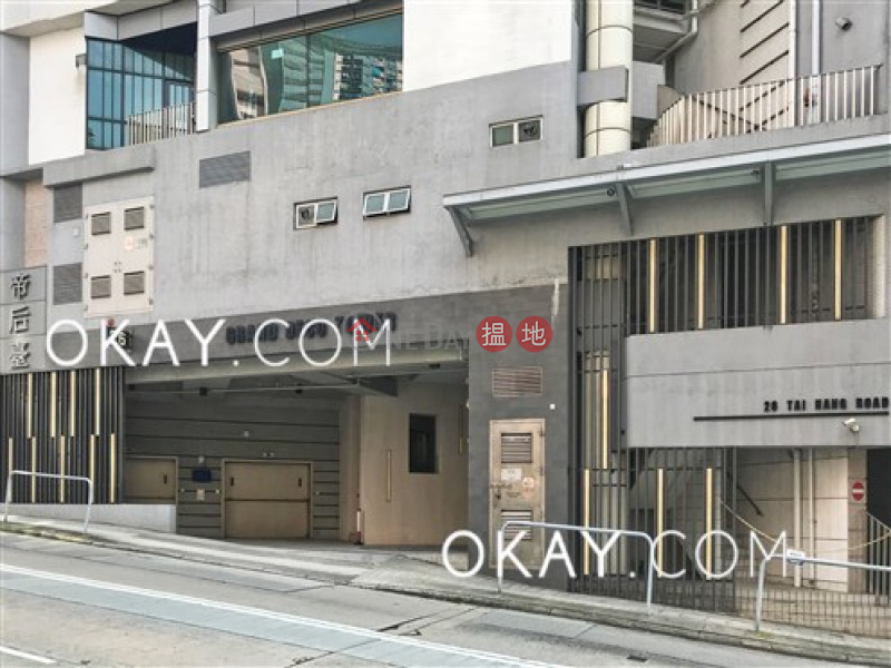 HK$ 50,000/ 月-帝后臺-灣仔區|4房2廁,極高層,連車位,露台《帝后臺出租單位》