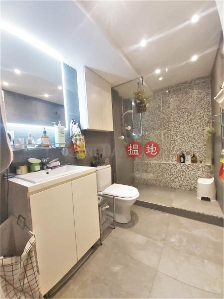 HK$ 7.98M | Wong Chuk Wan Village House Sai Kung Convenient Flat | For Sale