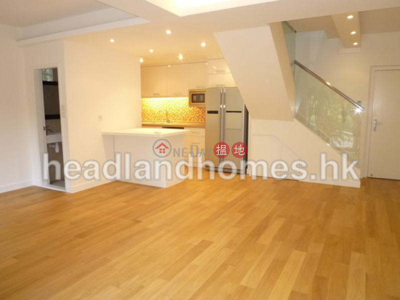 Property Search Hong Kong | OneDay | Residential | Rental Listings Property on Parkvale Drive | 3 Bedroom Family Unit / Flat / Apartment for Rent