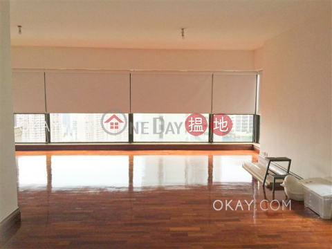 Exquisite 3 bedroom on high floor with parking | For Sale | Tavistock II 騰皇居 II _0
