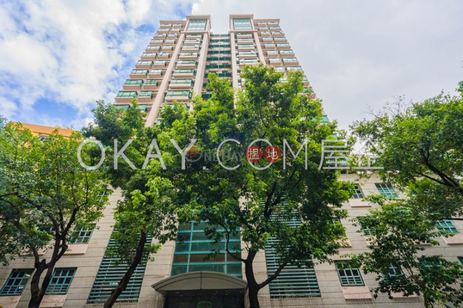 Property Search Hong Kong | OneDay | Residential Rental Listings | Elegant penthouse with rooftop | Rental