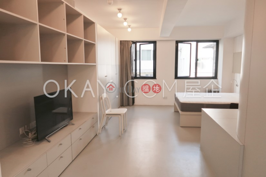 Intimate studio in Sheung Wan | For Sale, Mee Lun House 美輪樓 Sales Listings | Central District (OKAY-S70374)