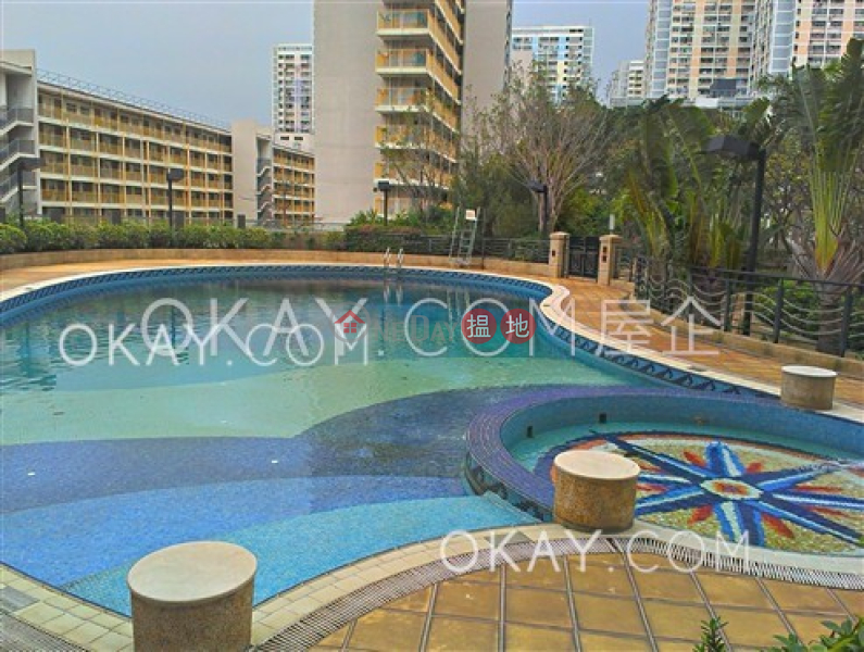 Tasteful 2 bedroom on high floor with balcony | For Sale | POKFULAM TERRACE 富臨軒 Sales Listings