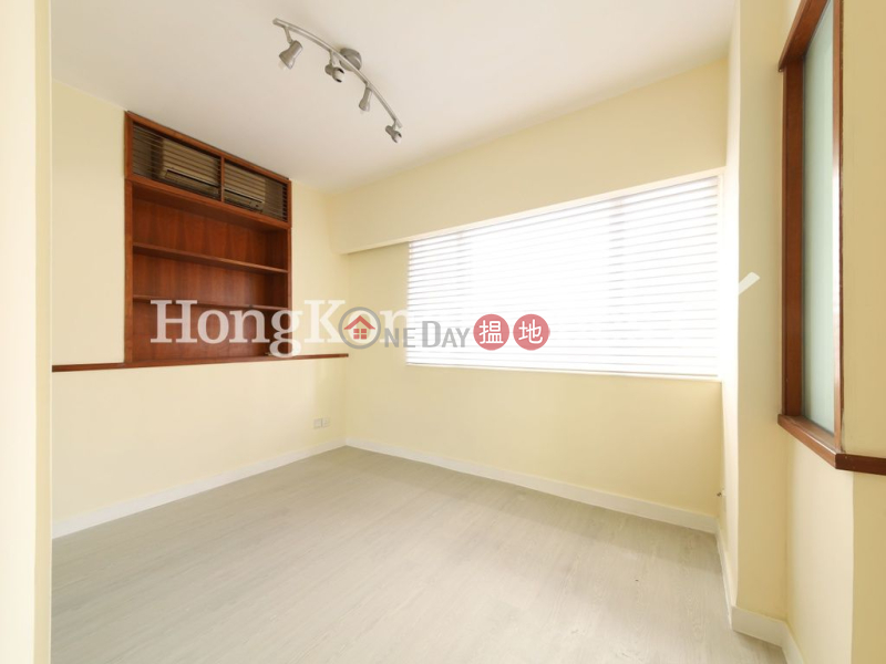 3 Bedroom Family Unit at Block 32-39 Baguio Villa | For Sale 550 Victoria Road | Western District | Hong Kong | Sales, HK$ 25M