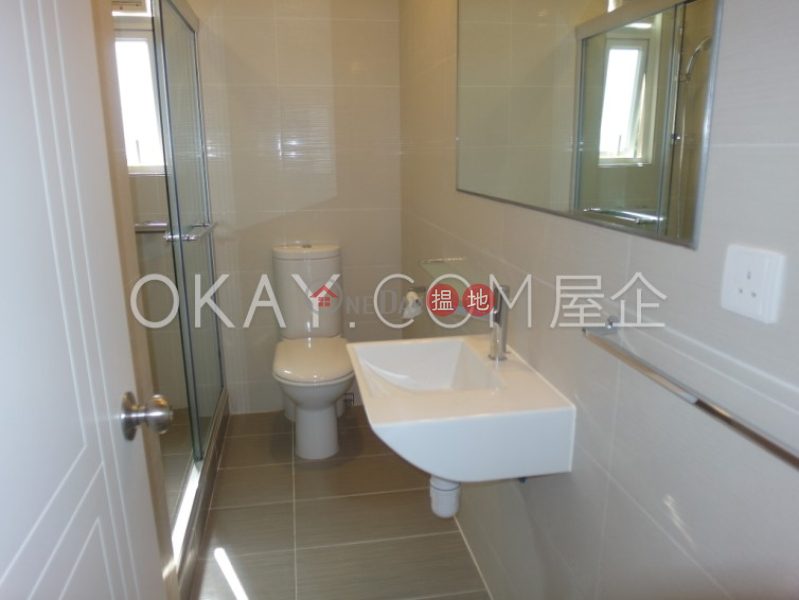 Rare 3 bedroom on high floor with parking | Rental | Mandarin Villa 文華新邨 Rental Listings