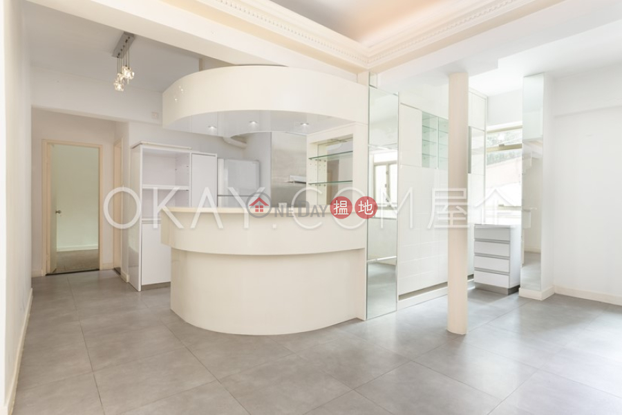 HK$ 17M, Merry Court | Western District Efficient 3 bedroom in Mid-levels West | For Sale