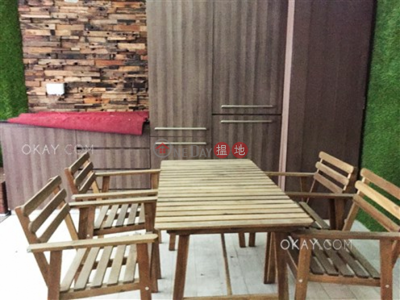 Cozy studio with terrace | Rental, Garley Building 嘉利大廈 Rental Listings | Central District (OKAY-R229752)