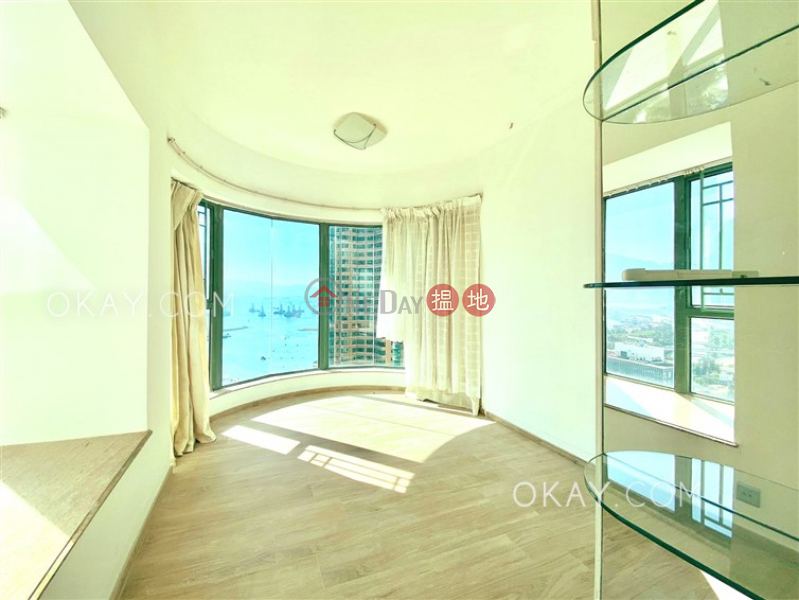 Nicely kept 3 bedroom on high floor | Rental | Park Avenue 柏景灣 Rental Listings