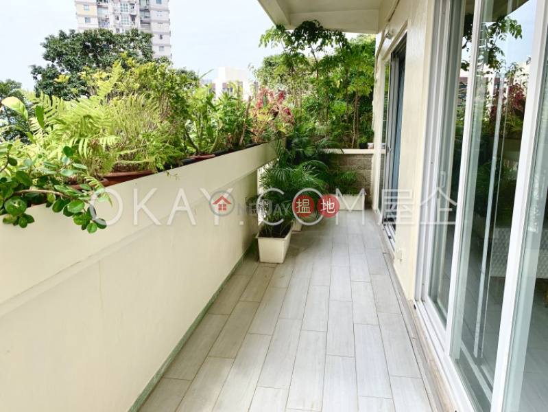 Gorgeous 3 bedroom with balcony & parking | Rental | 88A-88B Pok Fu Lam Road 薄扶林道88A-88B號 Rental Listings