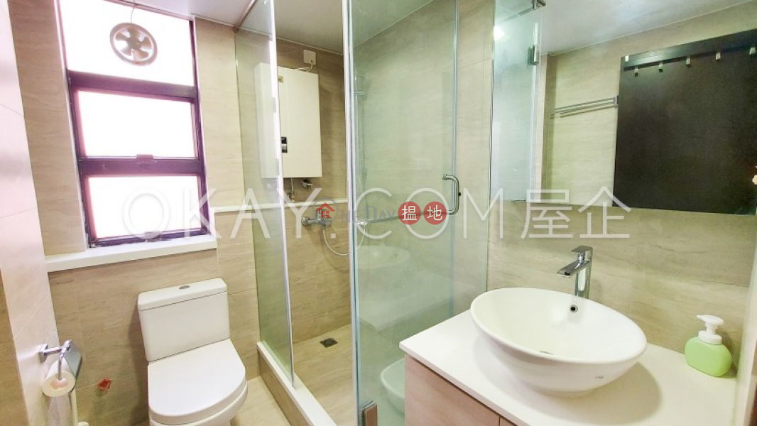 HK$ 8.18M | Rockwin Court, Wan Chai District | Generous 1 bedroom in Happy Valley | For Sale