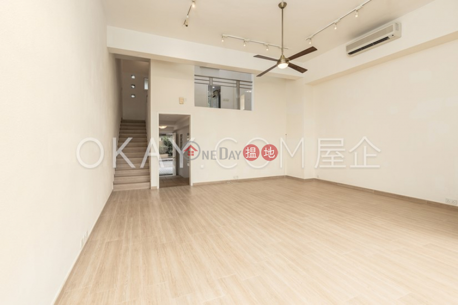 HK$ 47,000/ month Green Villas, Sai Kung Unique house with rooftop, terrace | Rental