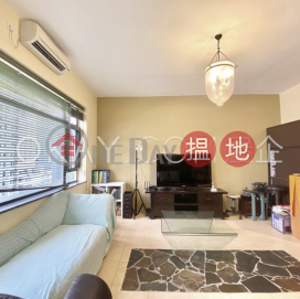 Charming 3 bedroom on high floor with parking | For Sale