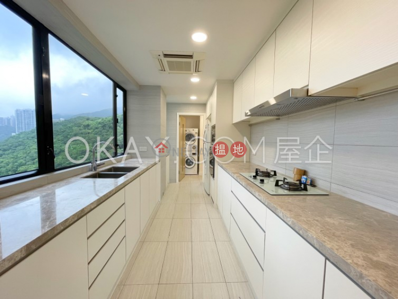 HK$ 118,000/ month Pine Crest Southern District, Efficient 4 bed on high floor with sea views & parking | Rental