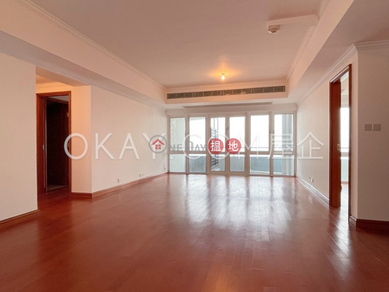 Beautiful 3 bedroom with balcony & parking | Rental | Block 2 (Taggart) The Repulse Bay 影灣園2座 Rental Listings
