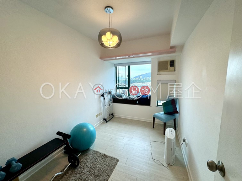 Property Search Hong Kong | OneDay | Residential Rental Listings Elegant 3 bedroom with sea views & balcony | Rental