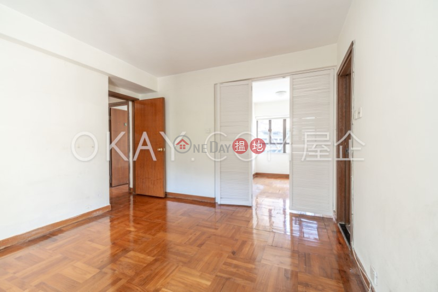 Elegant 3 bedroom with parking | For Sale | Gardenview Heights 嘉景臺 Sales Listings