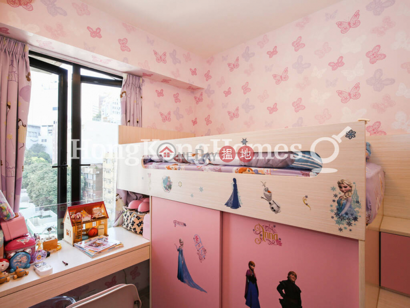 3 Bedroom Family Unit at Scholar Court | For Sale 15 Sands Street | Western District, Hong Kong, Sales HK$ 15.3M