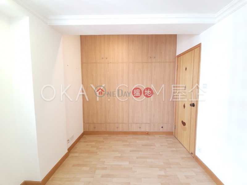 HK$ 9.8M | Tsui Man Court | Wan Chai District Practical 2 bedroom on high floor | For Sale