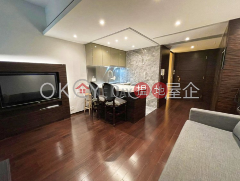 Charming studio on high floor | Rental, Convention Plaza Apartments 會展中心會景閣 | Wan Chai District (OKAY-R10561)_0