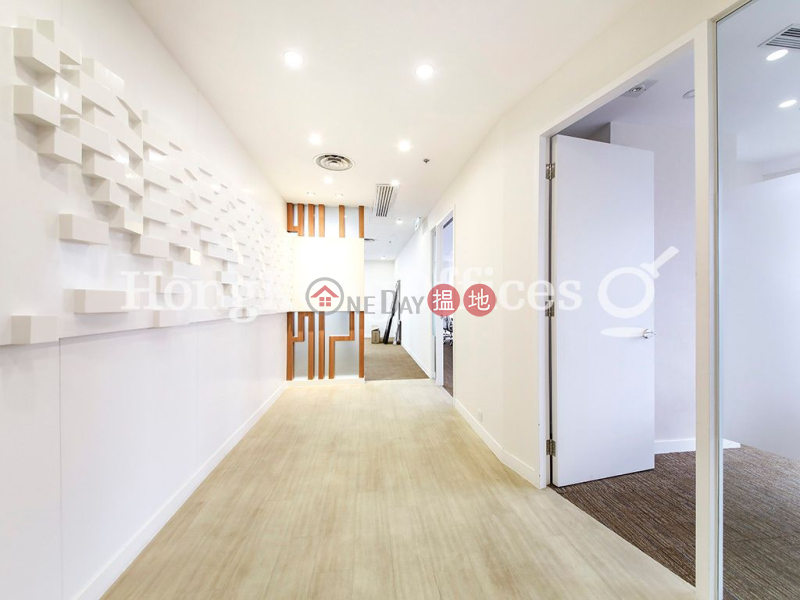 Sino Plaza Middle Office / Commercial Property Rental Listings, HK$ 186,100/ month