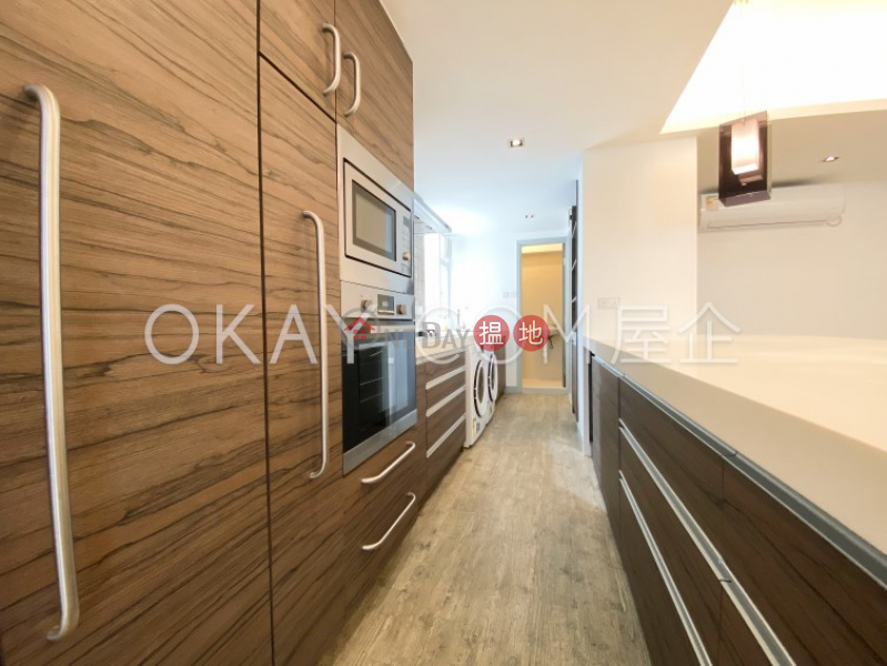 HK$ 60,000/ month | Yee Lin Mansion Western District | Elegant 3 bedroom with balcony & parking | Rental