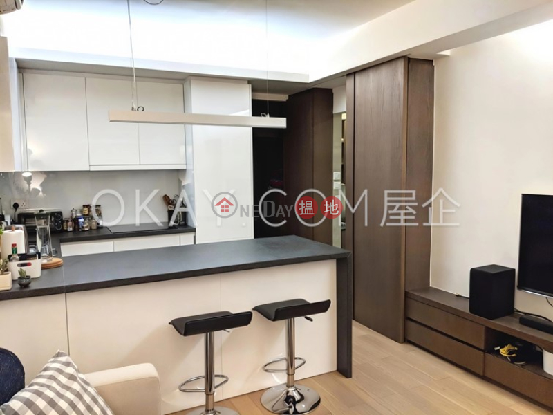 Lovely 1 bedroom on high floor | Rental, Lok Moon Mansion 樂滿大廈 Rental Listings | Wan Chai District (OKAY-R803336)