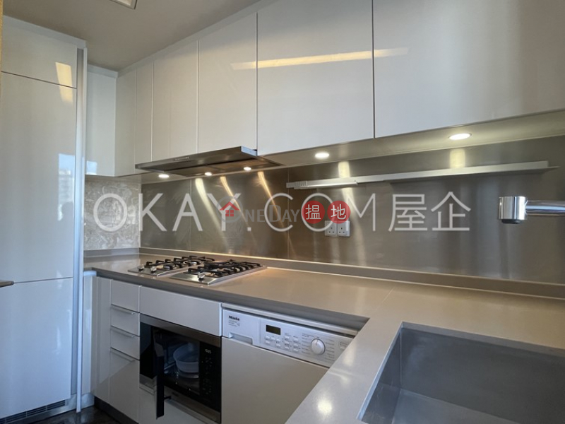 HK$ 16M, Grand Austin Tower 1, Yau Tsim Mong, Unique 2 bedroom with balcony | For Sale