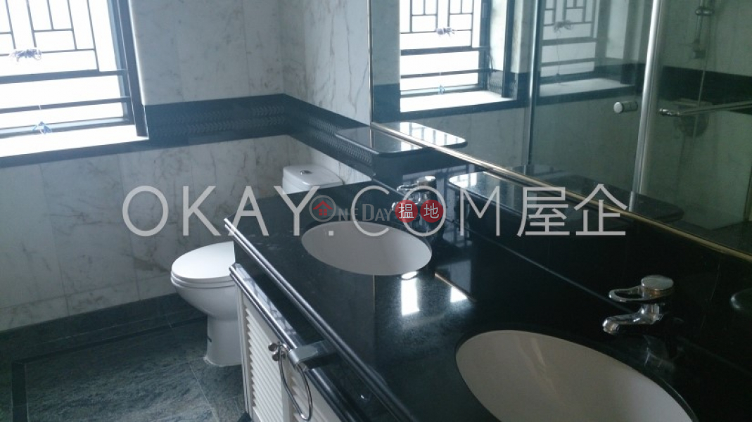 HK$ 93,000/ month Dynasty Court | Central District, Luxurious 3 bed on high floor with harbour views | Rental