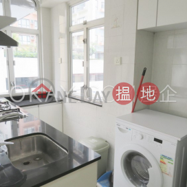 Stylish 2 bedroom in Mid-levels West | For Sale | Robinson Crest 賓士花園 _0
