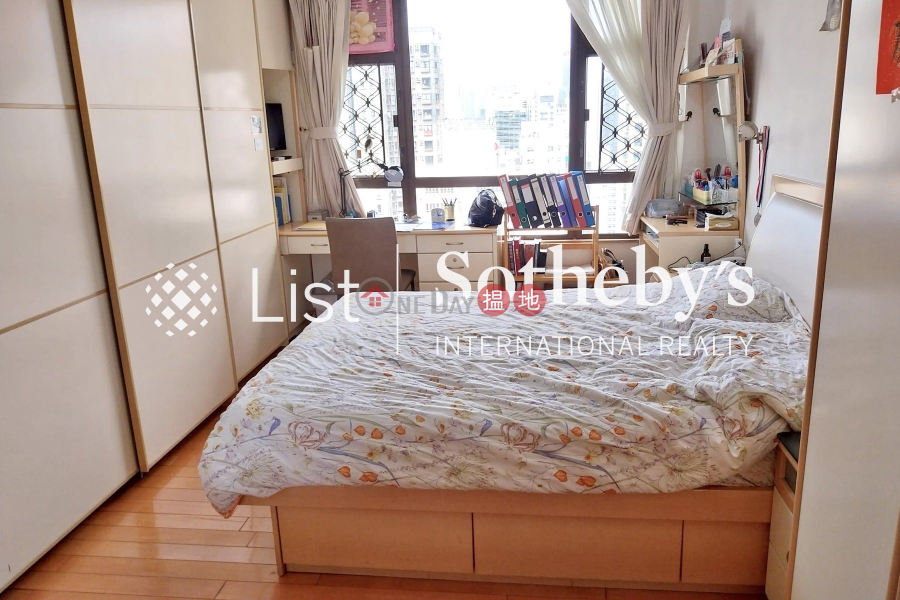 Property for Rent at Winner Court with 3 Bedrooms, 18 Hospital Road | Central District | Hong Kong, Rental HK$ 39,000/ month