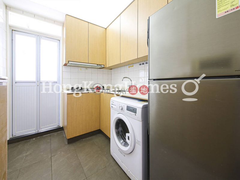 3 Bedroom Family Unit for Rent at Silver Court, 100 High Street | Western District, Hong Kong Rental HK$ 30,000/ month