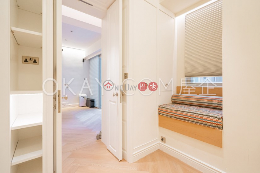 HK$ 21M | No 31 Robinson Road | Western District, Luxurious 2 bedroom on high floor with balcony | For Sale