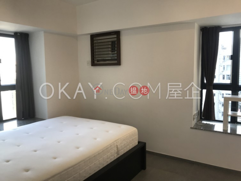 HK$ 10.8M | Caine Tower, Central District | Nicely kept 2 bedroom in Sheung Wan | For Sale