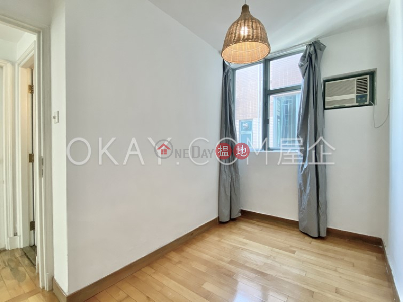 HK$ 9.5M, Queen\'s Terrace Western District | Cozy 2 bedroom on high floor with rooftop | For Sale