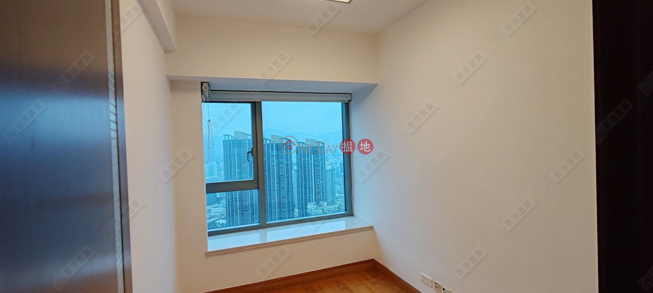 Property Search Hong Kong | OneDay | Residential Sales Listings, Three bedrooms and one apartment in The Harbourside