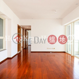 3 Bedroom Family Unit for Rent at Centrestage | Centrestage 聚賢居 _0