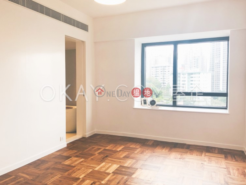 HK$ 100,100/ month, Queen\'s Garden | Central District, Stylish 4 bedroom with parking | Rental