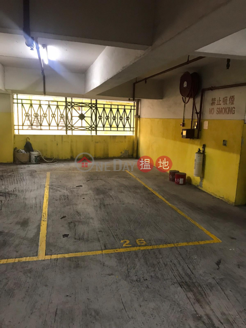 covered carpark at Bonham Road near HKU, Kingsfield Tower 景輝大廈 | Western District (BENCH-4762216615)_0