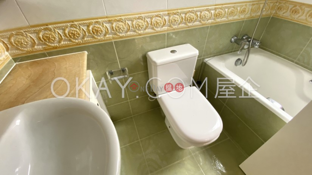 HK$ 54,000/ month | Happy Mansion | Wan Chai District | Elegant 3 bedroom with balcony | Rental