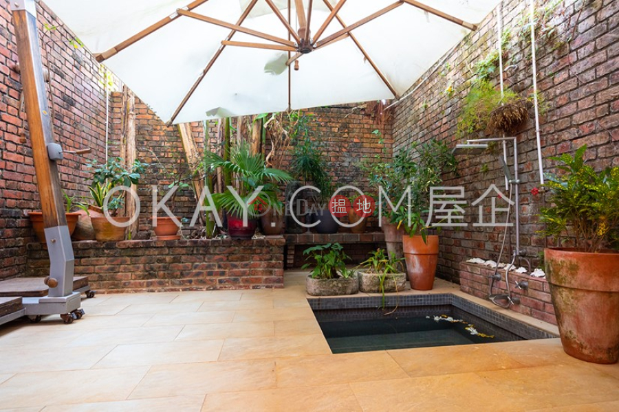 Luxurious house with rooftop, terrace & balcony | For Sale | Shek O Village 石澳村 Sales Listings