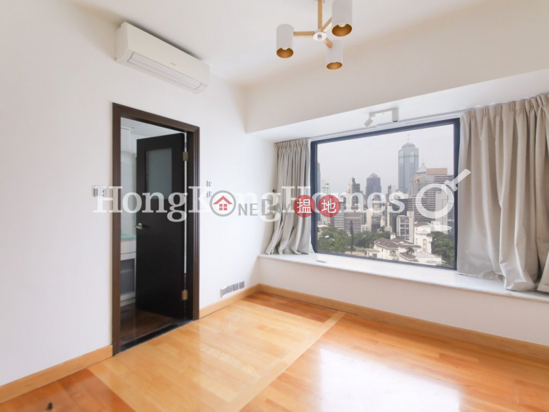 HK$ 58,000/ month, The Royal Court | Central District | 3 Bedroom Family Unit for Rent at The Royal Court