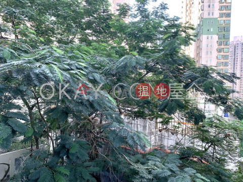 Popular 2 bedroom with balcony | For Sale | Centre Point 尚賢居 _0