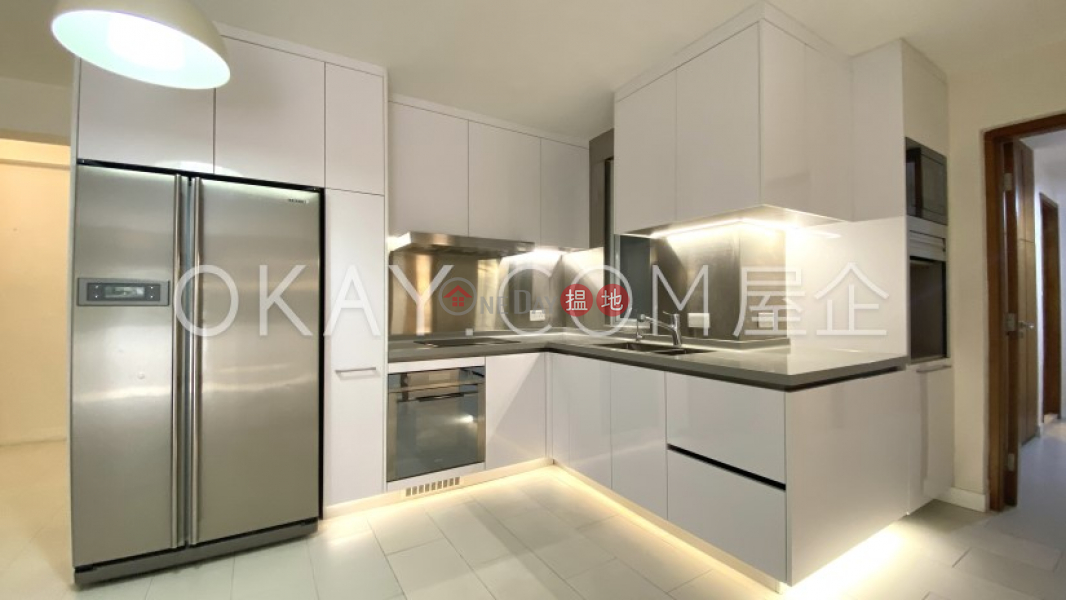HK$ 29M, CNT Bisney Western District Gorgeous 3 bedroom with terrace & parking | For Sale