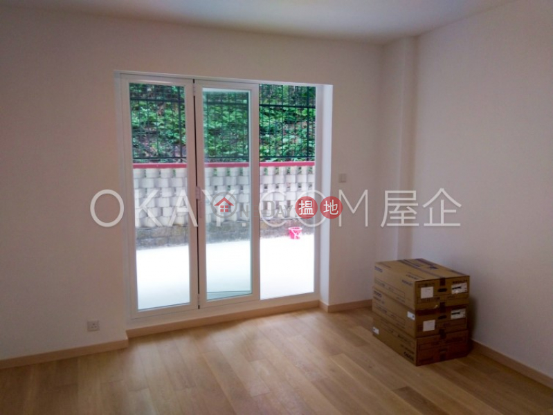 Beautiful 3 bedroom with terrace, balcony | Rental | Pine Court Block A-F 翠峰園A-F座 Rental Listings